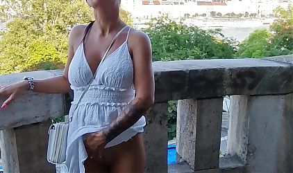 HOT MILF HOUSEWIFE FLASHING PUSSY AND TITS PUBLIC AT A HISTORICAL CITY