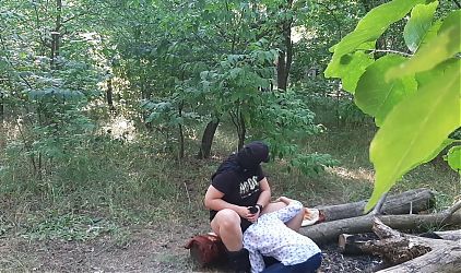 I fucked a stranger in the forest in the mouth - Lesbian-candys
