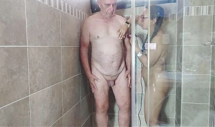 HOT SEXY SHAVE IN SHOWER WITH ADAMANDEVE AND LUPO
